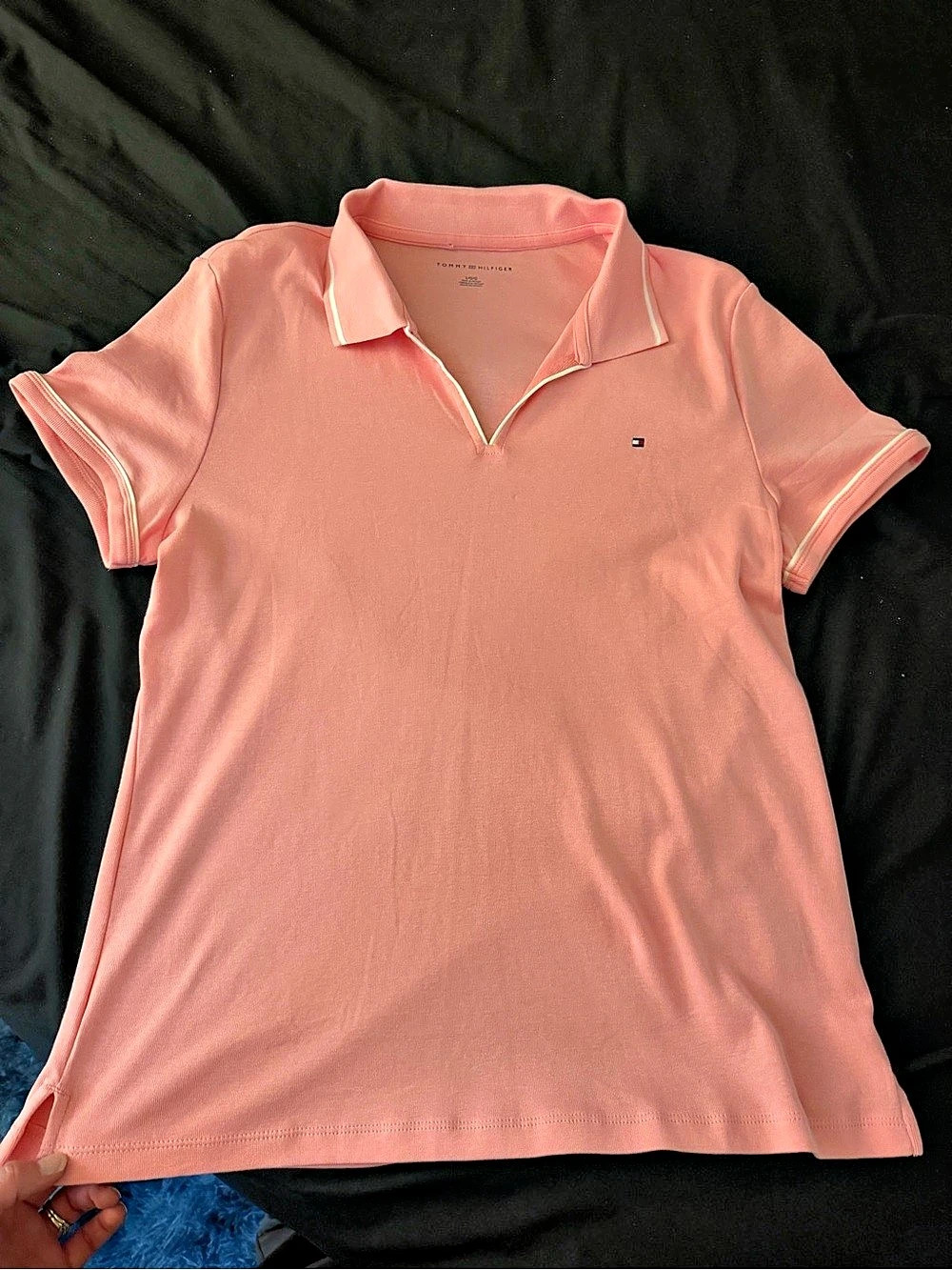 Tommy Hilfiger Short Sleeve V-Neck Polo Shirt with Tipped Collar Pink Large